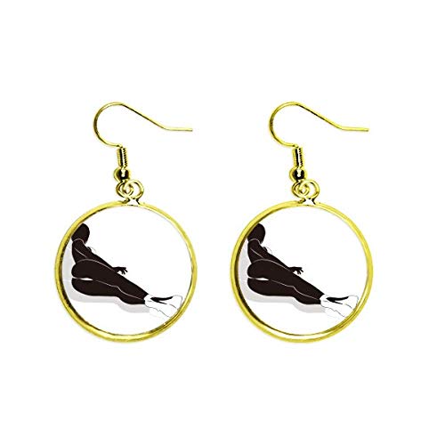 Pendientes largos dorados que estilizan el cuello y transforman tu look diario