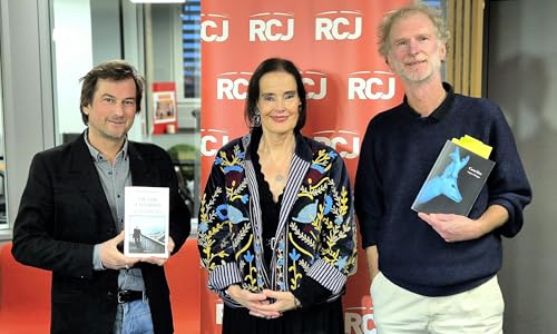 Amaury da Cunha pour le livre &laquo; C&oelig;ur bleu, voyage en Bretagne &raquo; et Edouard Launet, pour le livre &laquo; Victor &agrave; B&acirc;bord, dans le sillage de Victor Hugo sur un voilier de 6 m&egrave;tres &raquo;