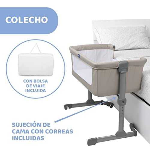 KEERCIGA Chicco Next2Me Essential Lit Bébé Cododo Dune avec Matelas, Côté Repliable, Hauteur Réglable, Fenêtre en Filet, Roues et Sac de Voyage - 0-6 Mois, 9 kg