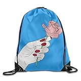 Schönes Design mit Kordelzugverschluss: Die Kordeln sind lang genug, um Taschen mehrfach verwenden zu können. Metallösen an den unteren Ecken der Taschen, Kordeln durch die Metallösen, damit die Taschen zu einem Rucksack werden. Sehr tragbar. Dank des Kordelzugverschlusses können Sie bequem Gegenstände hinein- und herausnehmen.