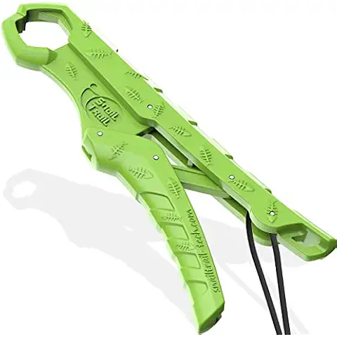 SNAIL TRAIL 7.5''/9'' Floating Fish Gripper, Fishing Grabber, Catfish Mouth Pliers, Caught Bass Holder, Digital Scale Hook Clamp, Saltwater Lip Grip Tool with Lanyard, Gifts for Men, Green Cover