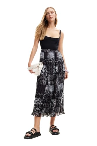 Robe femme Desigual coupe fluide et confortable en maille douce