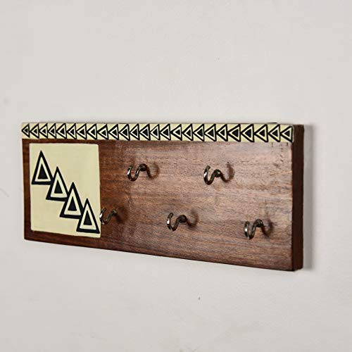 Image of Artysta 'Concentric Triangle' Orange and White Wooden Key Holder for Wall Stylish Decorative Keychain Holder Key Hanger for Home Decor (5 Hooks)