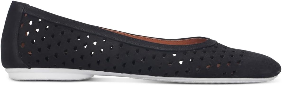 Gentle Souls by Kenneth Cole Women's Eugene Travel Woven Ballet Flat, Black, 9