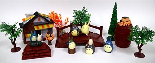 My Neighbor TOTORO 18 Piece Play Set Featuring Random Totoro Figures and Accessories