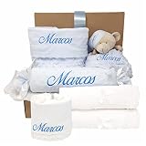 🎁 Modelo Mi Capricho contiene: · 1 Mantita de bebé personalizada · 1 dou dou osito extra suave personalizado · 1 set de 3 muselinas con 1 de ellas personalizada · 1 Cojín antivuelco personalizado.