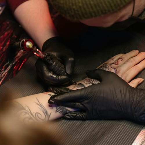 Schwarze Dental Lätzchen, 125 Stück Zahnärztliche Lätzchen Einweg 33cmx45cm, Einweg Tattoo Lätzchen Blatt 3 Lagen Wasserdichte Tattoo-Matte Tattoo Unterlagen für Krankenhäuser, Praxen, Tattoo Studios