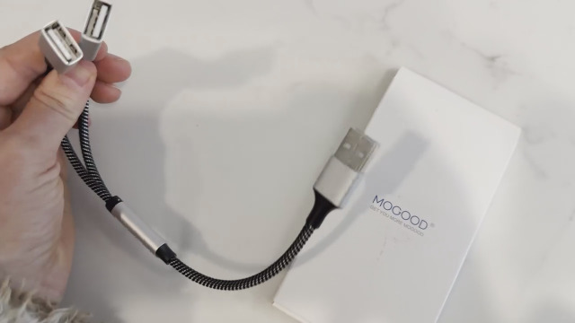 Amazon.co.jp: MOGOOD USB分岐器 1進2出 usb2.0 | usb分岐ケーブル