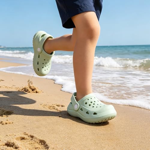 Image of vibdiv Boys Girls Clogs Kids Garden Shoes Unisex Child Cartoon Slides Sandals Beach Slipper Indoor Outdoor(Toddler /Little Kids /Big Kids)