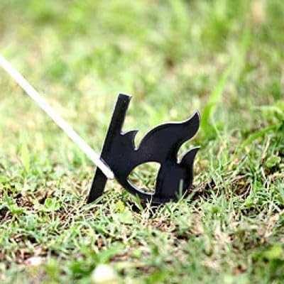 (HIBANAS)端材を熟練の職人がよみがえらせたアウトドア用ペグ・炎