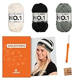 Set-Inhalt: Mit diesem Set erhältst du 3 Knäuel No.1 Wolle, eine Häkelnadel, eine ausgedruckte Anleitung und ein original myboshi Label in Lederoptik.