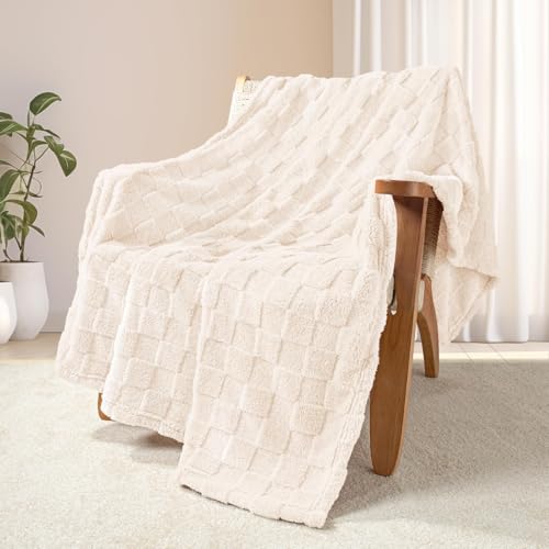 50" x 60"" Exclusivo Mezcla 3D Checkered Fleece Throw Blanket (Ivory) - image 4