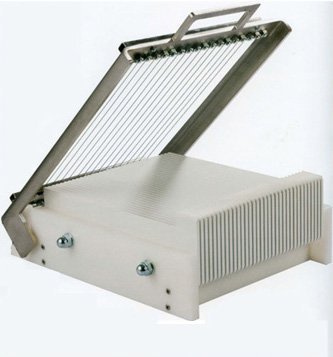 Amazon.com: Martellato Mini-Guitar Cutter For Ganache, White