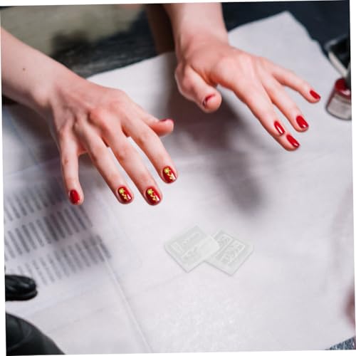 Moule à sculpter pour nail art blanc pour vos soirées manucure créative
