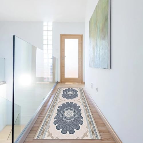 Alfombra de pasillo larga para decorar un salón clásico y acogedor 6