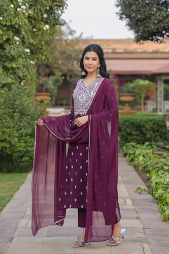 Kurta bordeaux de qualité supérieure en coton avec pantalon et dupatta finitions soignées S - 3
