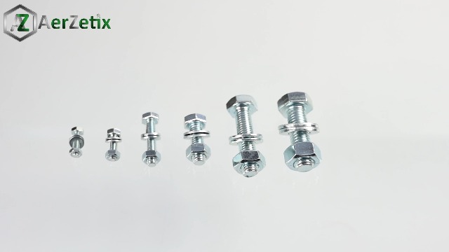 Set Di 50 Dadi Esagonali M4 Con Flangia Dentata – Acciaio Argento, Chiave 7 Mm, Per Fai-da-Te E Meccanica Leggera