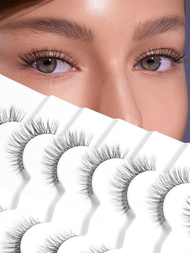 Wispy Cat Eye Lashes False Eyelashes Natural 10mm Short Lash Pack Soft Strip Eyelash 3D Volume C Curl Natural Eyelashes 7 Pair Siligli Lashes