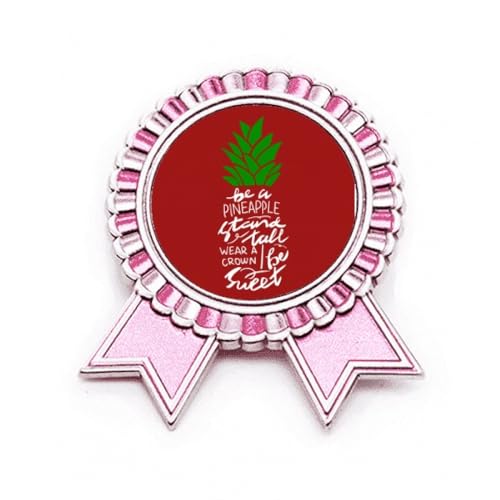 Broche Be a PineFruit Stand rose pour personnaliser un blazer chic