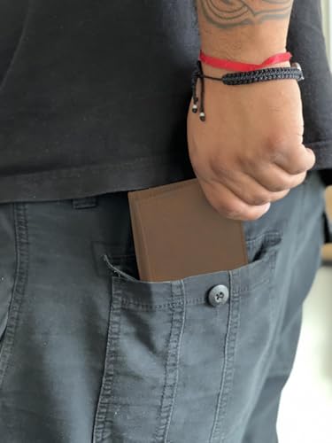 LaserGram Faux Leather Bi-Fold Wallet, Tuna Fish, Personalized Engraving Included (Rustic with Gold)4