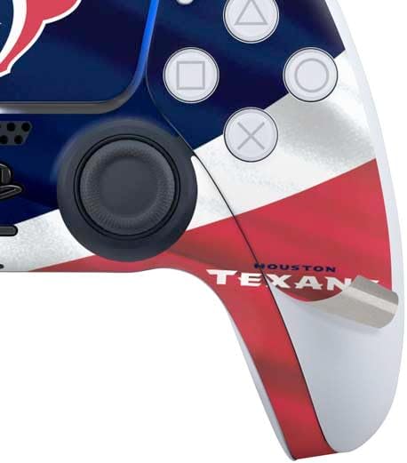 Vista 32 de Skinit Calcomanía para juegos compatible con PS5 Bundle – Diseño de logotipo grande con licencia oficial de los Houston Texans de la NFL Azul