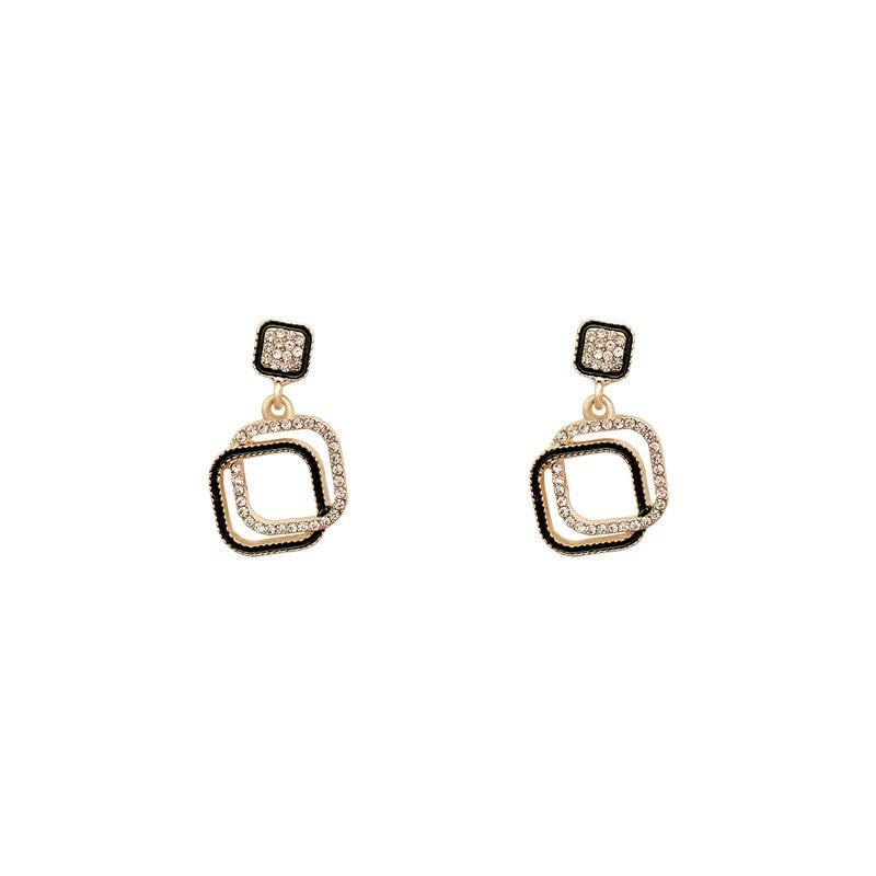 Pinapes Fashion Womens Gold Dimond Geometric Plated Platinum Plated Stylish Crystal Stud Square Earrings (B0CW4NTKHW) Amazon Price History, Amazon Price Tracker