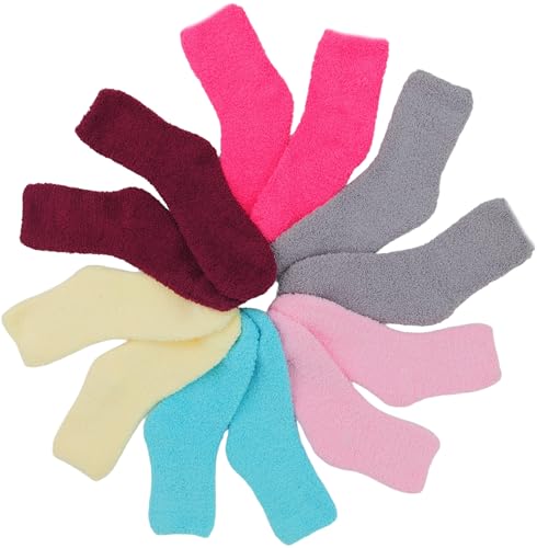 Image of ToBeInStyle Women's Pack of 6 Assorted Style Winter Socks