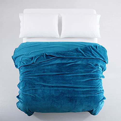 MOONLIGHT20015 Silk Touch Warm Fleece Throw Blankets - 400 GSM Throws for Sofa Fluffy Blanket Bed Throw for Bedroom… - Image 4