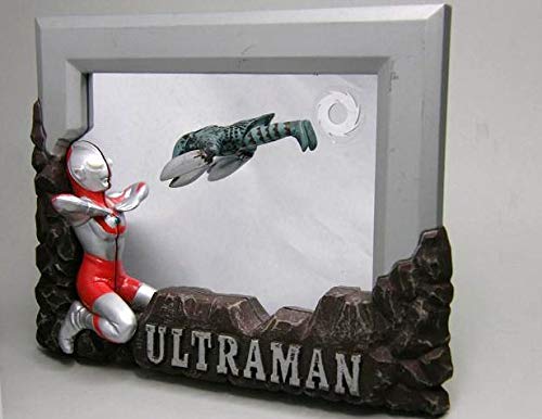 ウルトラマン　バルタン星人　ジオラマ ウルトラマンジオラマバルタン星人 ウルトラマン：バルタン星人の分身