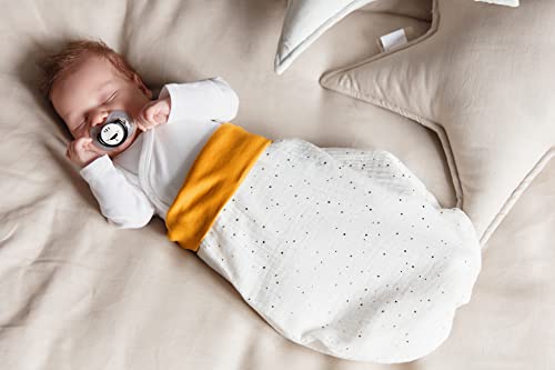 KraftKids Trappelzak mousseline gouden stippen op wit voor de herfst/winter van mousseline katoen en warme fleece verkrijgbaar in twee maten - Afbeelding 3