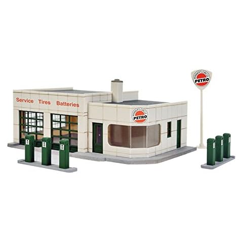 Walthers Cornerstone HO Scale Model Winner's Circle Petrol, (933-3479) Large Cover