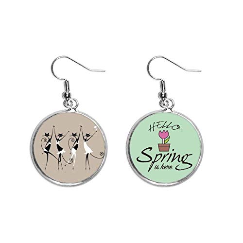 Pendientes de gato ligeros que solucionan tu look de fiesta