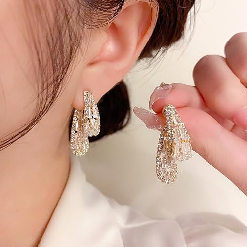 Teardrop Crysatal Earrings for Women Vintage Front Back Rhinestone Waterdrop Earrings Shiny Irregular Cubic Zirconia Drop Earrings Dainty Jewelry Gifts4
