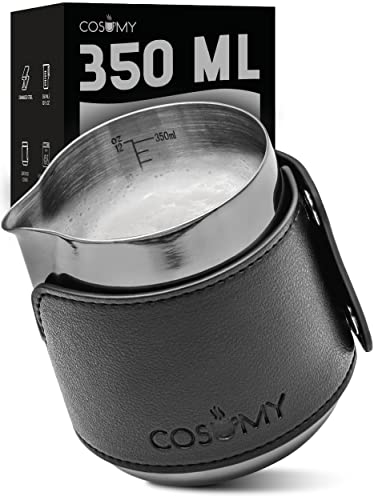 Pichet de Lait en Acier Inox pour Barista avec Housse en Cuir Végan - 350 ml - Sans Poignée - Avec Lignes de Mesure Cover