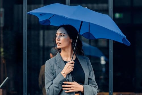 Image of BLUNT Metro Windproof Travel Umbrella - 39 inch Compact Umbrella for Wind and Rain, Portable, Heavy Duty, UV Protection