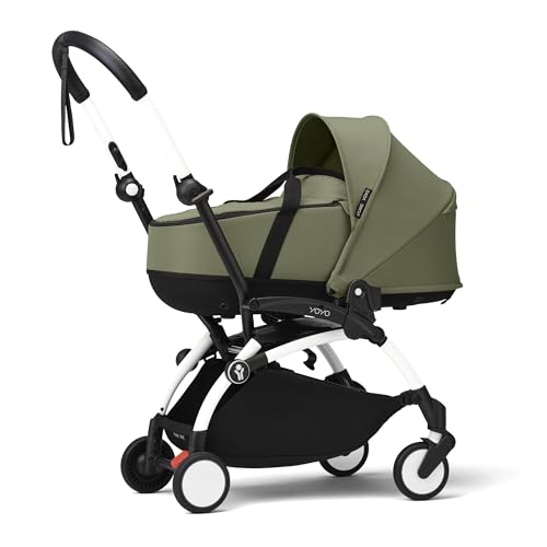 Stokke YOYO3 Kinderwagen mit Liegewanne (Olive) - Inklusive Rahmen (White), Liegewanne, Doppelmatratze, Fußbezug, gepolstertem Schultergurt und schützender Aufbewahrungstasche