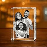 Gravure laser profonde : votre photo est gravée à l'intérieur du cristal K9 transparent, avec des bords polis qui offrent des détails vibrants et un lustre durable.