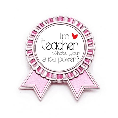 Broche rose I'm a Teacher en métal taille M pour accessoiriser les tenues d'enseignantes