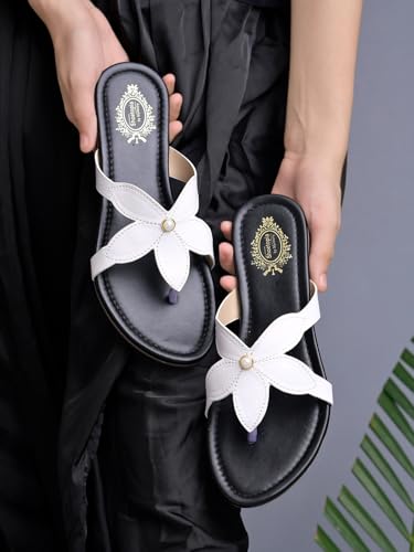 Image of Shoetopia Women Flat Sandal