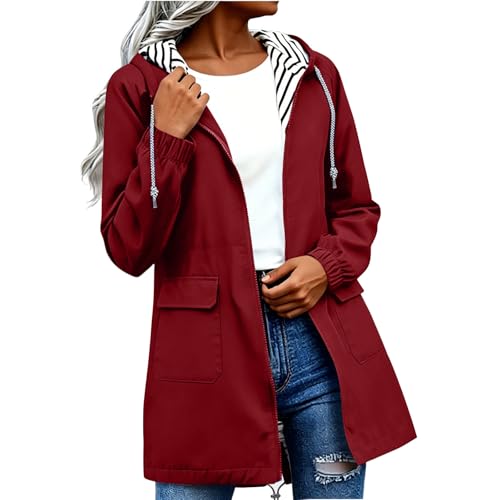 Chaqueta impermeable para mujer Regatta que soluciona los días de lluvia