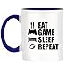 Produktbild EAT SLEEP Game Repeat (PS) Design zweifarbiges Becher mit Dunkle Blau Griff & Innen