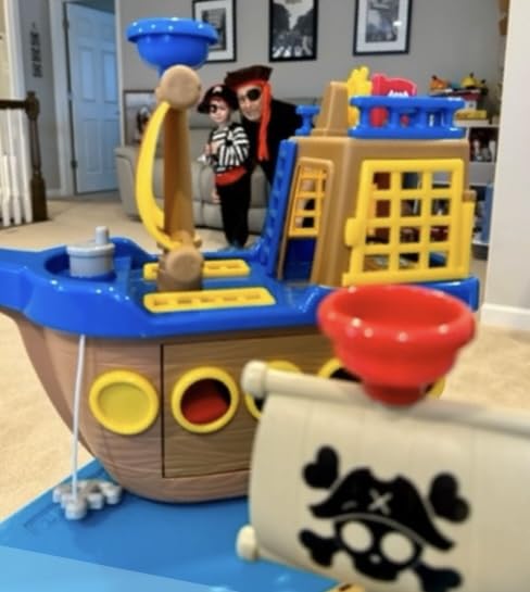 My little pirate loves it