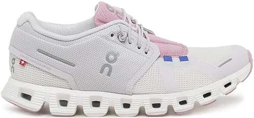 Image of On Women's Cloud 5 Sneakers