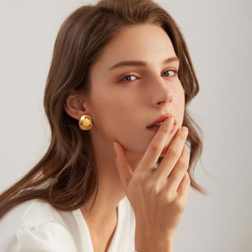 MUYAN Gold Silver Chunky Clip on Earrings for Women Curved Square Thick Clip Earrings Everyday Lightweight Jewelry3