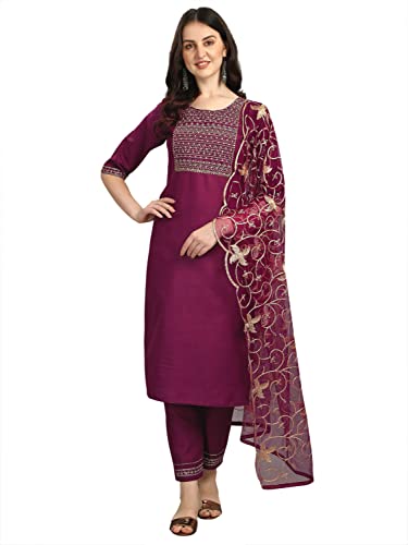 Image of VredeVogel Women Cotton Slub Straight Kurta Set With Pant and Net Embroidery Dupatta
