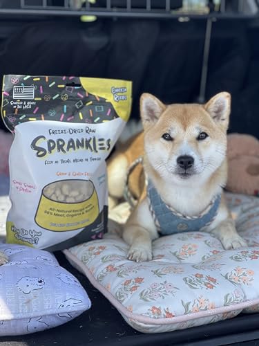 Image of Freeze Dried Dog Food for Small & Large Breeds Dogs, 6 Oz Chicken Dog Food Toppers for Picky Eatres, Made in USA - Grain Free & All Natural Freeze Dried Dog Treats Made with 96% Meat Organs