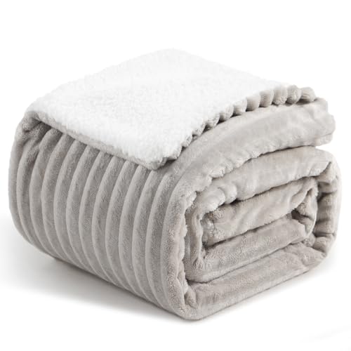 Aisbo Kuscheldecke Flauschig decken Beige - Dicke Sherpa Warm 150x200 cm XL...