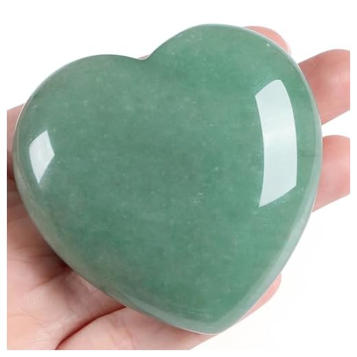 MAIBAOTA 60 mm Green Aventurine Crystal Large Heart Stone Healing Crystals Natural Crystal Heart Reiki Gemstone Polished Heart Shaped Rocks Meditation Crystal Gifts for Her Valentines