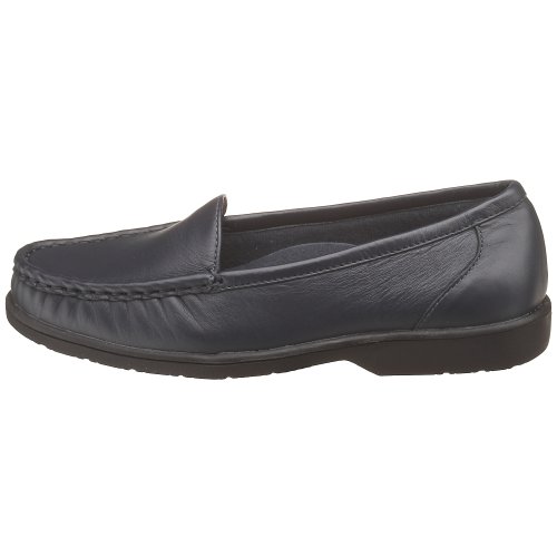 Image of Propet Women's Comfy Walker Loafer
