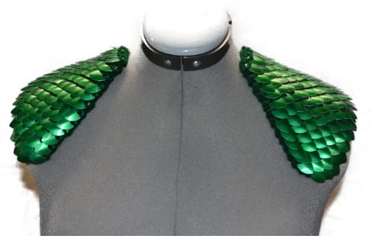 Scale Mail Epaulettes in Knitted Dragonhide Armor -Green
